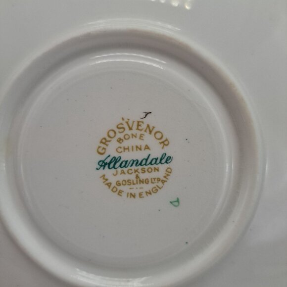 Grosvenor Allandale Bone China Teacup & Saucer Set Green Gold Trim England - Picture 11 of 12